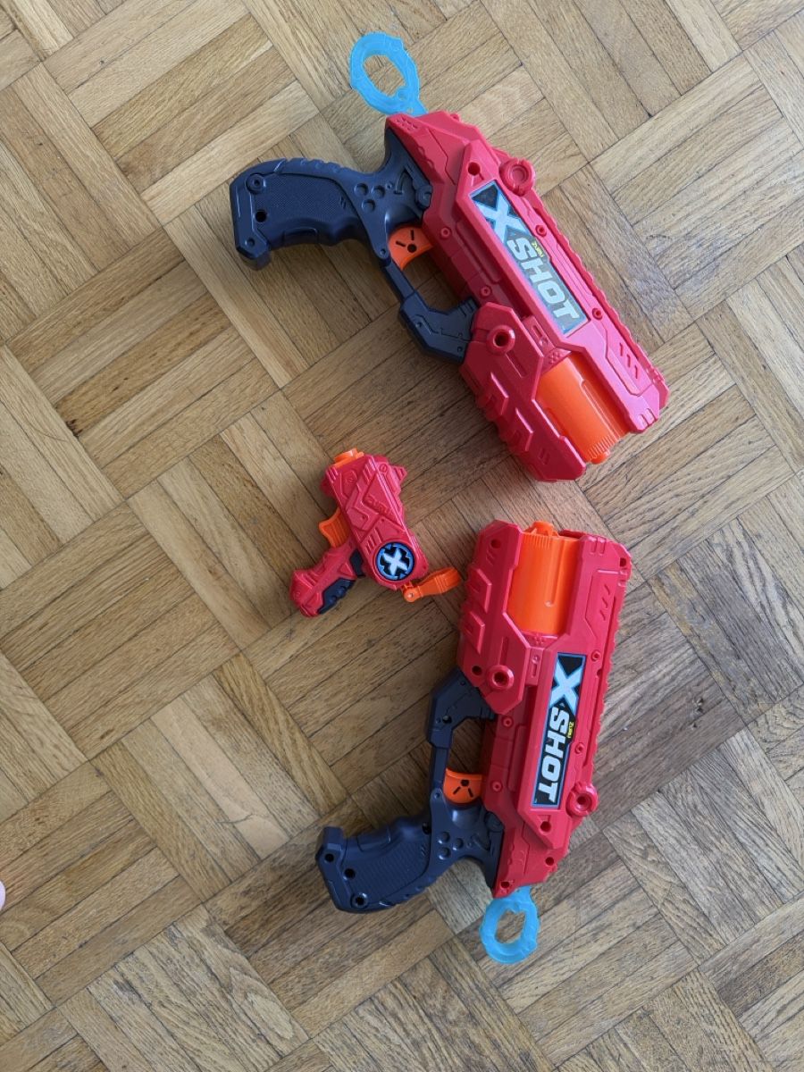 Jouets: 3 Xshot nerf Pistolen  – D'occasion à Aarau par akimey