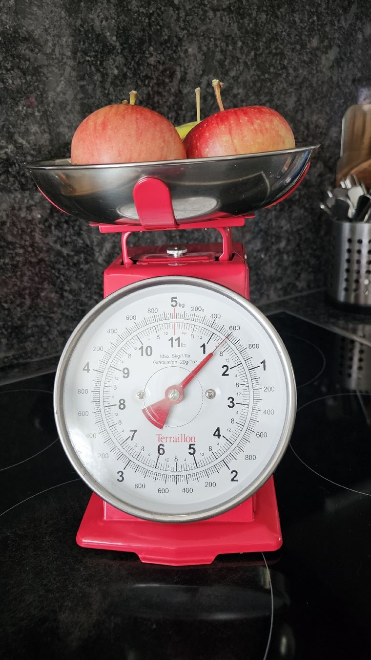 Terraillon Bilance da cucina: Waage nicht digital, rot, retro – Usato da Fehraltorf venduto da lisam16 1