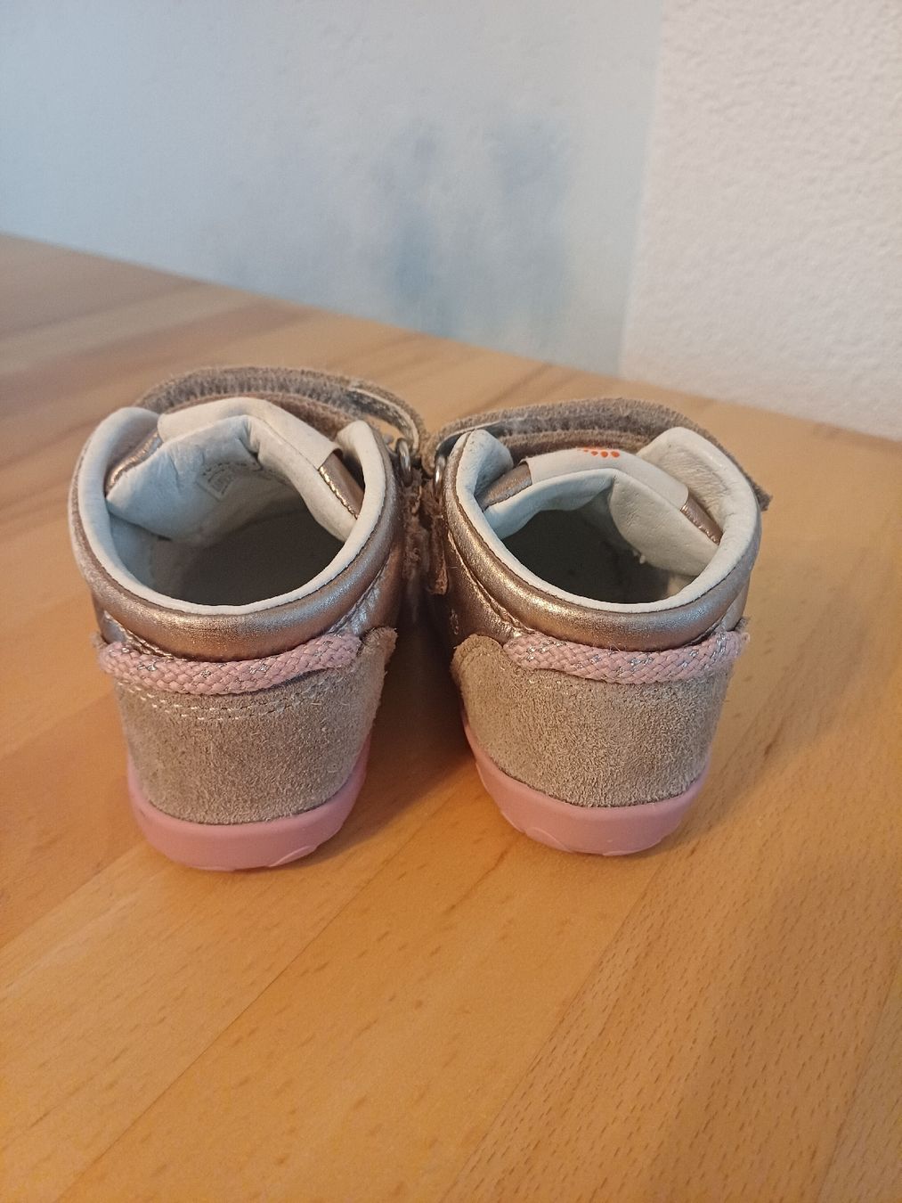 Superfit Scarpe per ragazzi: Superfit Schuhe Grösse 19 – Usato da Walde AG venduto da fashionstyles 3