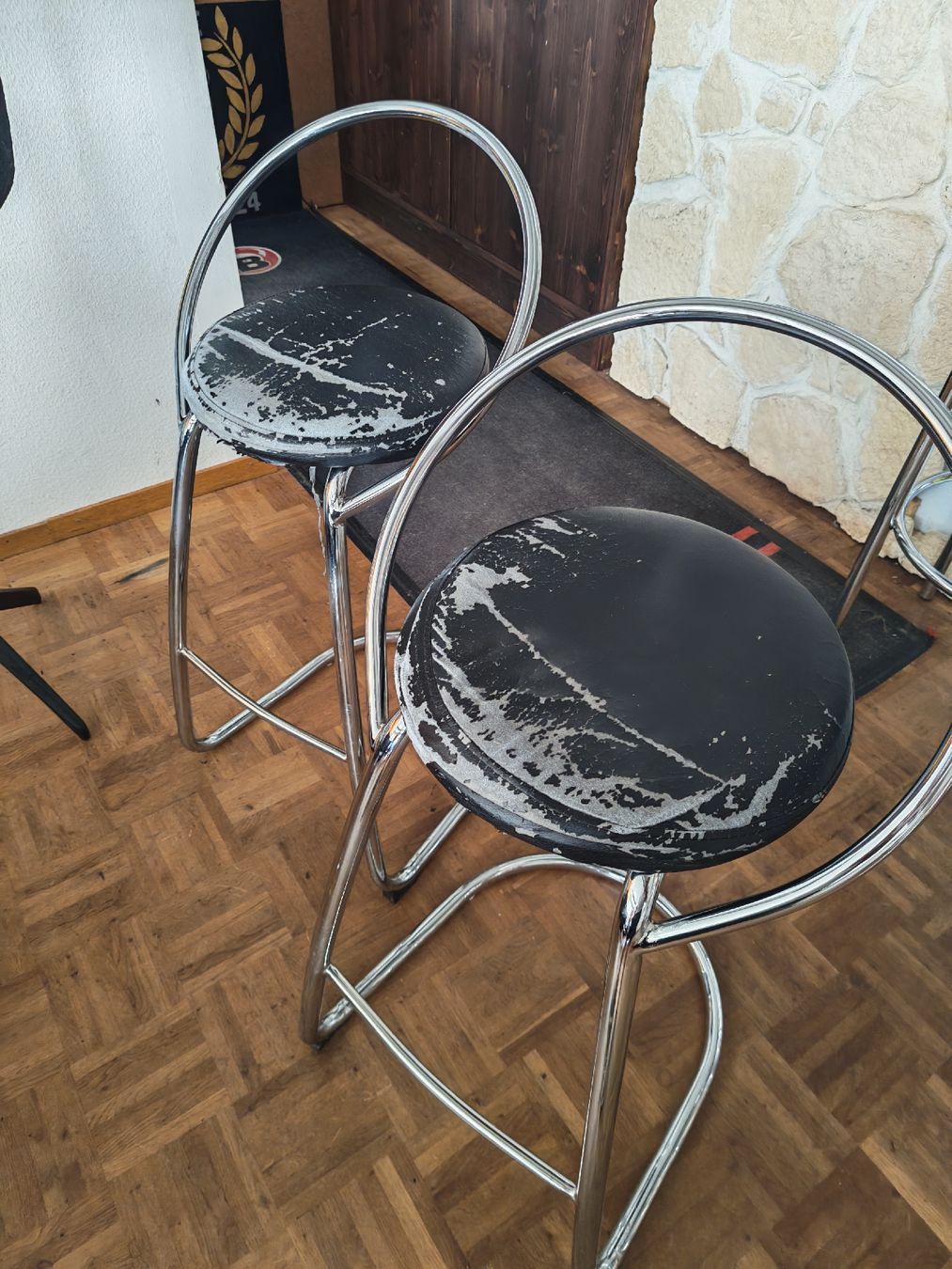 Hocker: 3 Barhocker – Gebraucht aus Bern von Gloeis