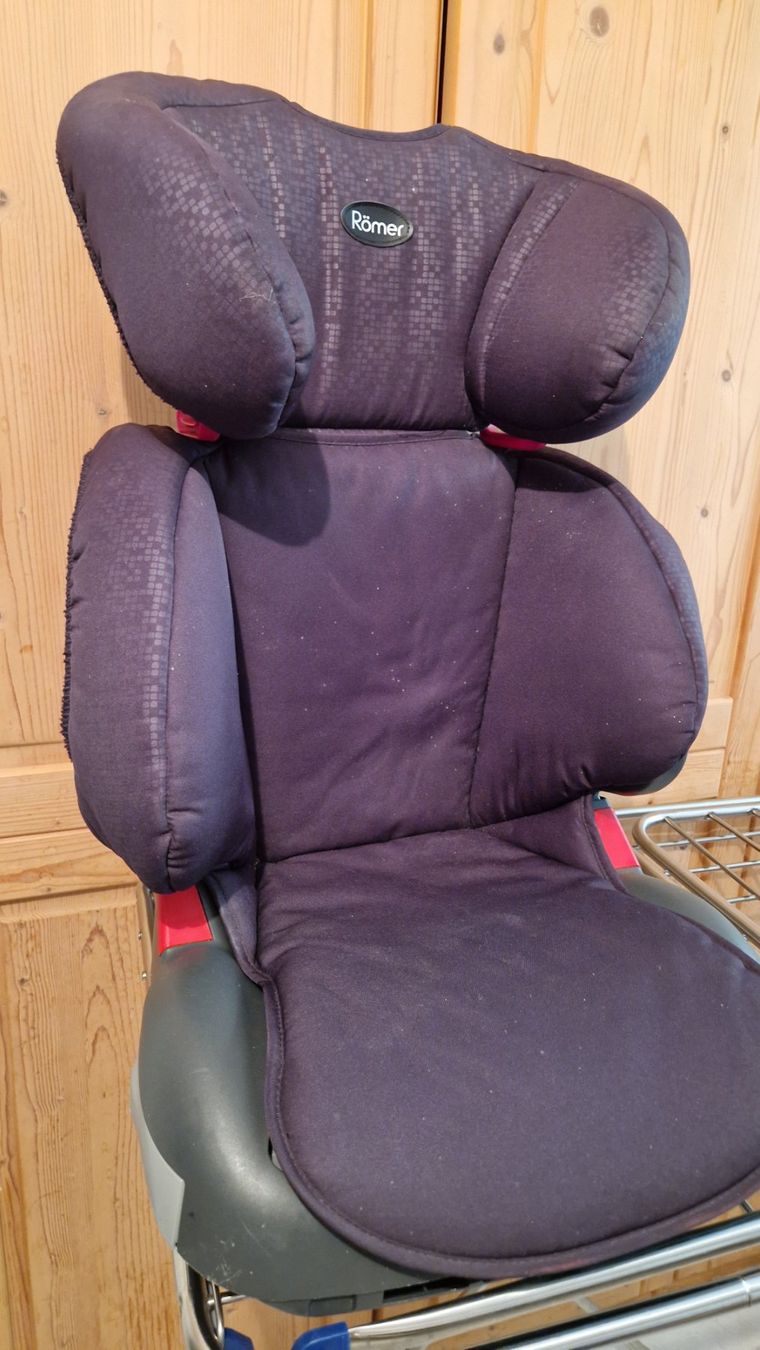 Britax Römer Auto-Kindersitze: Kindersitz – Gebraucht aus Nunningen von Gian951