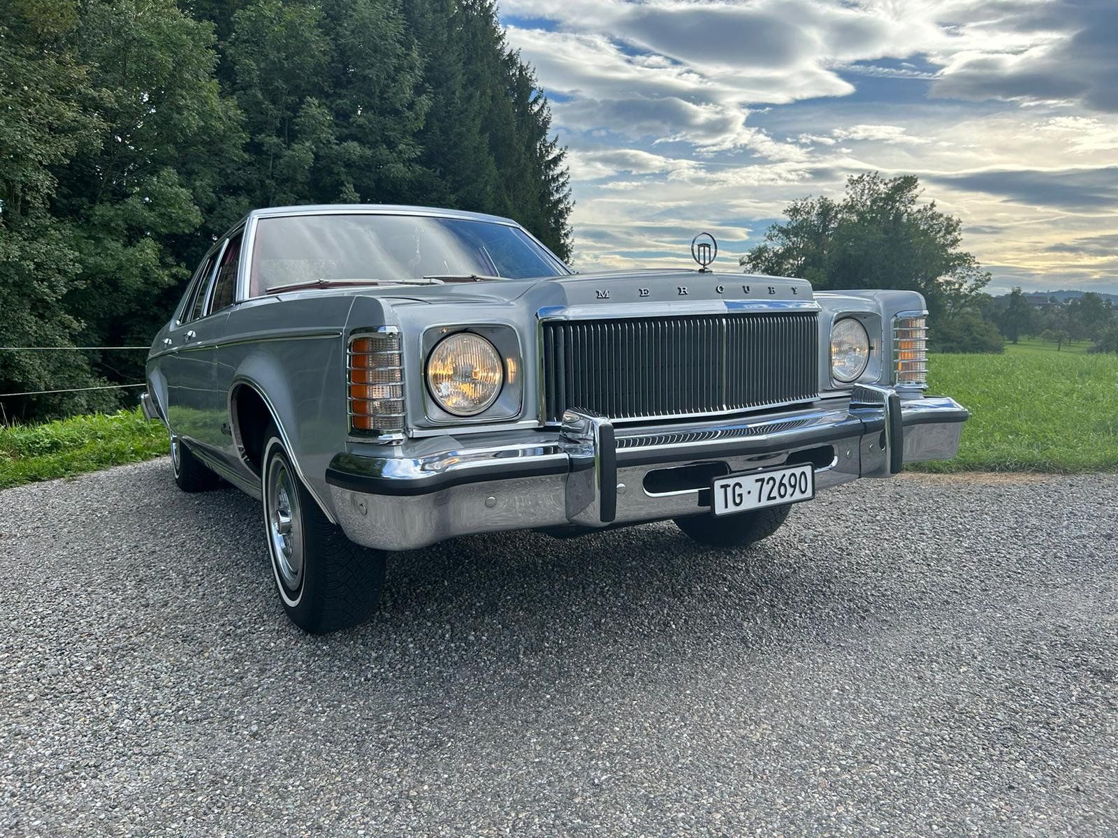 Mercury Autos: Ford Mercury Monarch 1975 – Gebraucht aus Frasnacht von  1