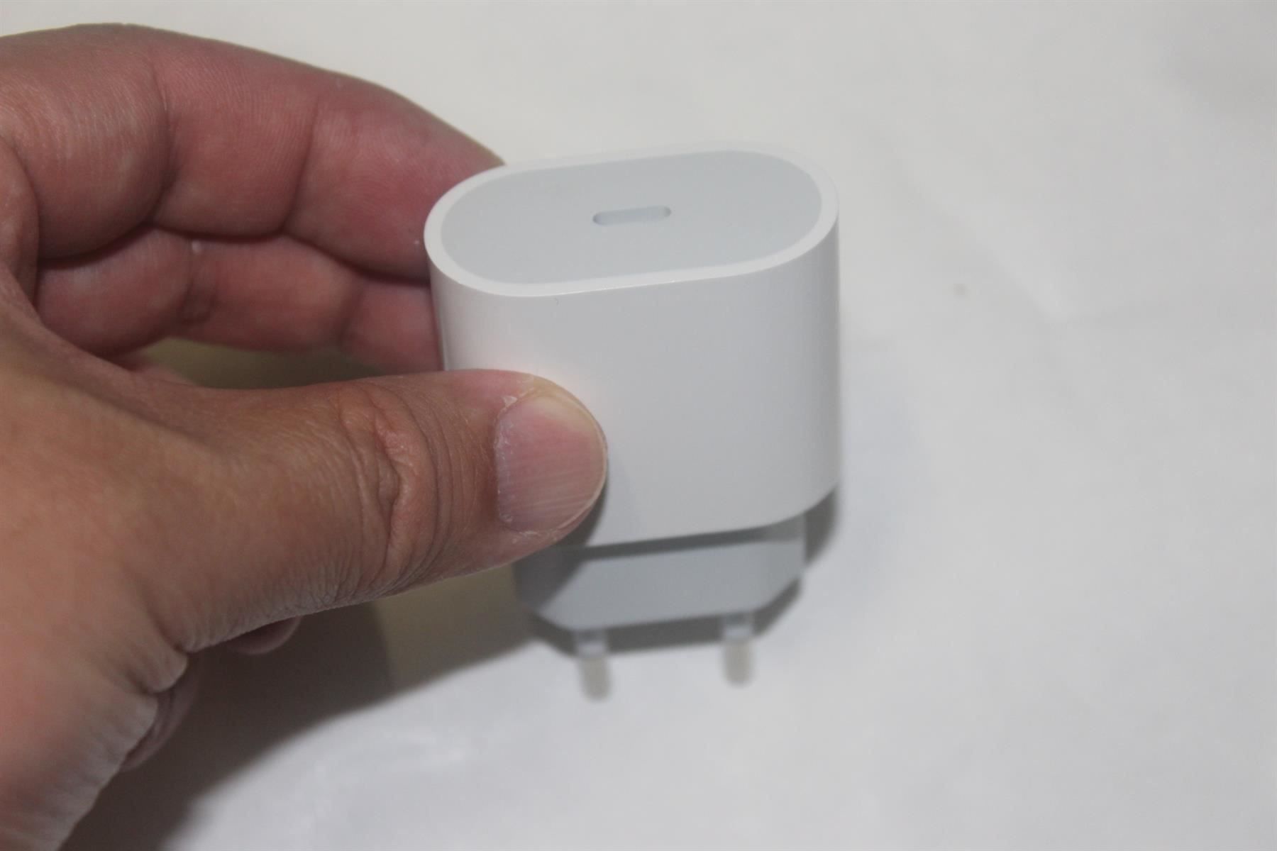 Caricabatterie: 20W Schnell ladegerät iphone Restposten – Nuovo (secondo la descrizione) da Kirchdorf AG venduto da Lionstein 1