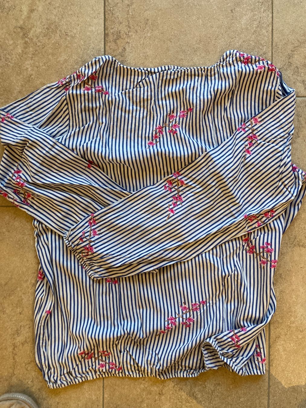 Camicette: Chicorée Bluse Gr. L, gestreift, mit Blumen – Usato da Gelterkinden venduto da froggy80 1