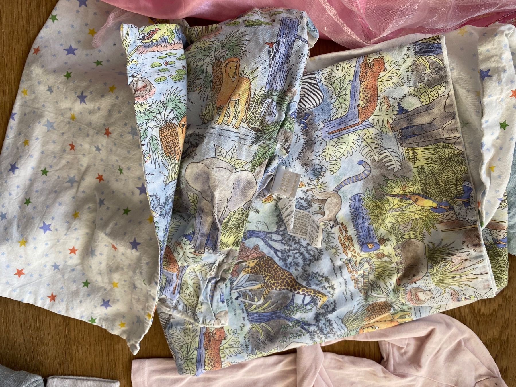 Lotti & Set di vestiti: Kunterbuntes Kleiderpaket 86 bis 104 – Usato da Uster venduto da muse70 5