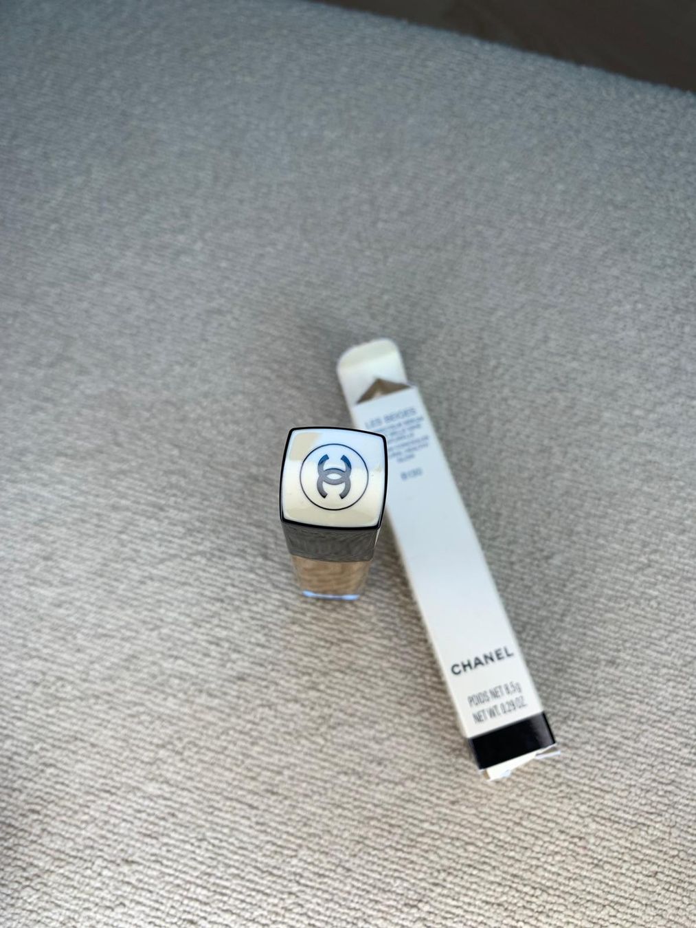 Chanel Make-up: Chanel Les Beiges Sérum Correcteur Éclat B130 NEUF – Nuovo e nell'imballaggio originale da Martigny venduto da zin_y9tt 2