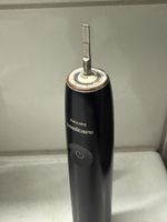 Sonicare 9900 Prestige - lockerer Bürstenkopf und laut