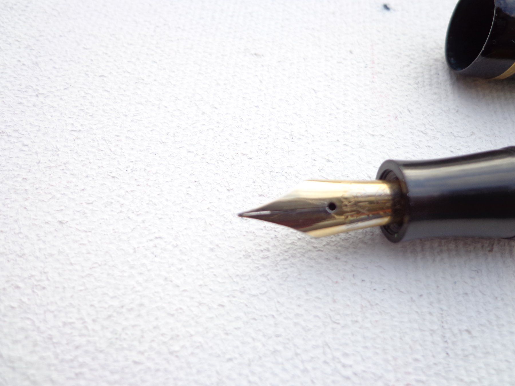 Penna & Evidenziatori: Goldene Work pen 60 FLEX  EF Feder – Usato da Ebikon venduto da mile62 4