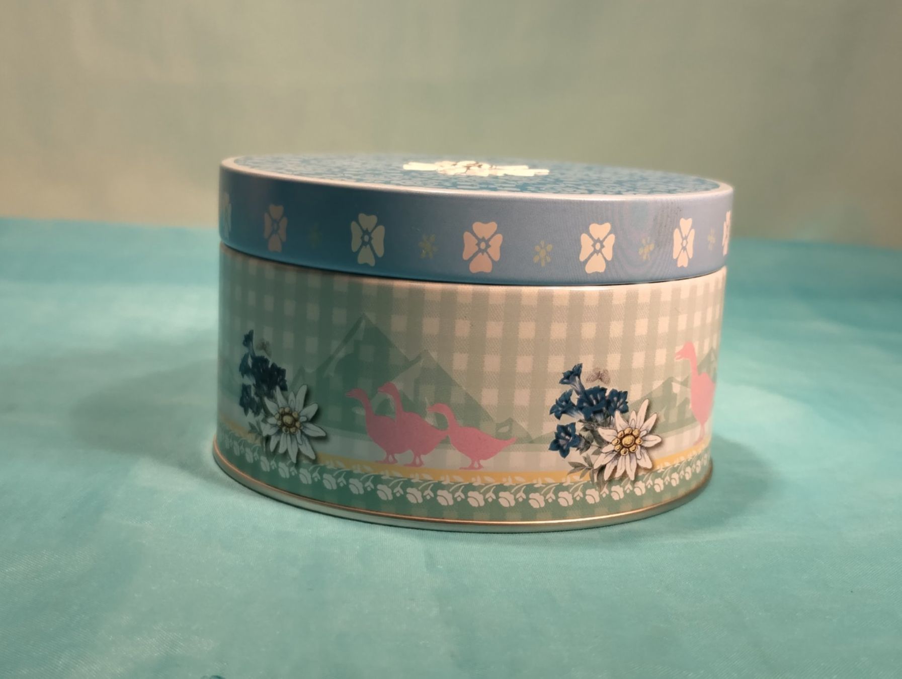 Altro in Decorazioni & Accessori: Blechbüchse mit Edelweiss in 3D – Usato da Bellach venduto da JingleCherry 1