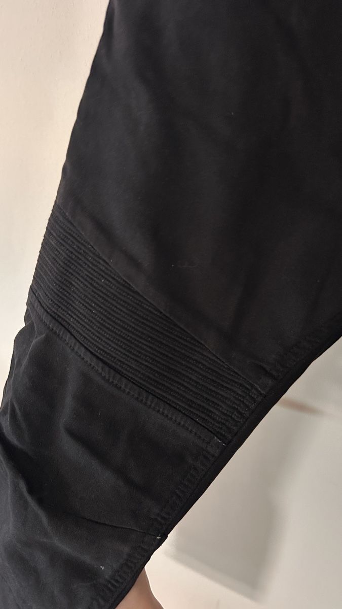 Jeans: Celio Jeans Slim Fit Black Size 32 – Usato da Genève venduto da Noemie.wrmsi 7