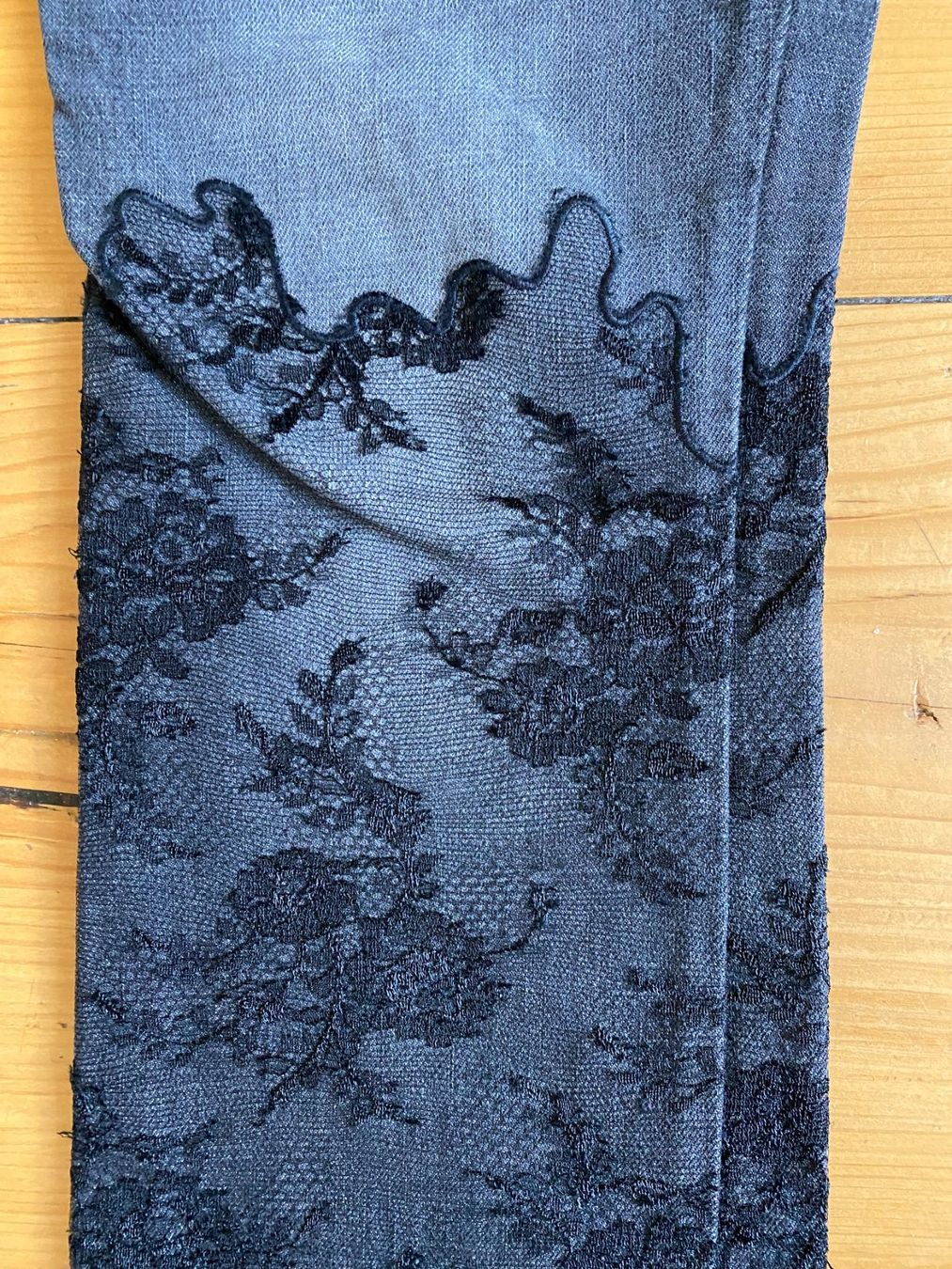 Jeans: MARC CAIN JEANS, mit Spitze, Grösse 3 – Usato da Zürich venduto da leo0105 1