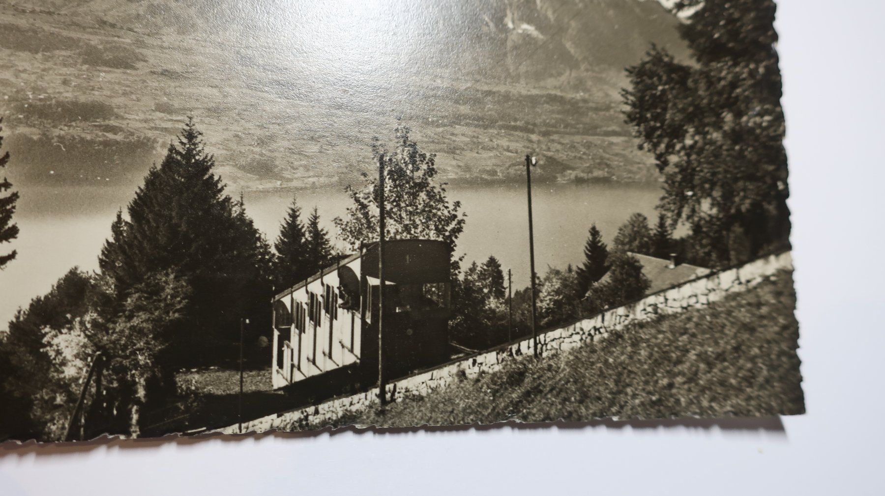 Cartoline postali: Beatenberg mit Niesenkette  N°221 Funiculaire – Usato da Cormoret venduto da Pascalll2001 2