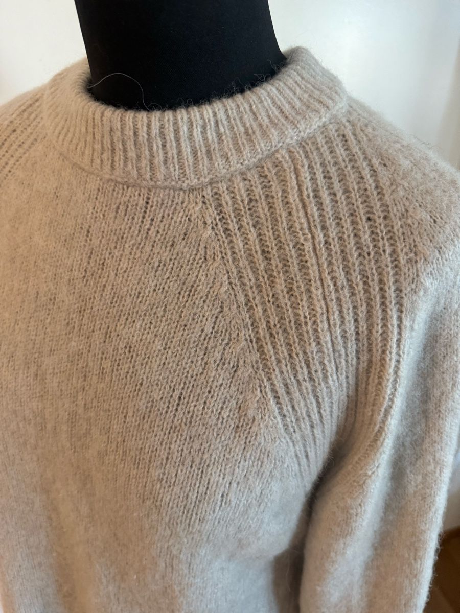 Closed Pullover & Sweatshirts: Closed Pullover greige Gr.M – Gebraucht aus Wallisellen von Aboutfashion 1