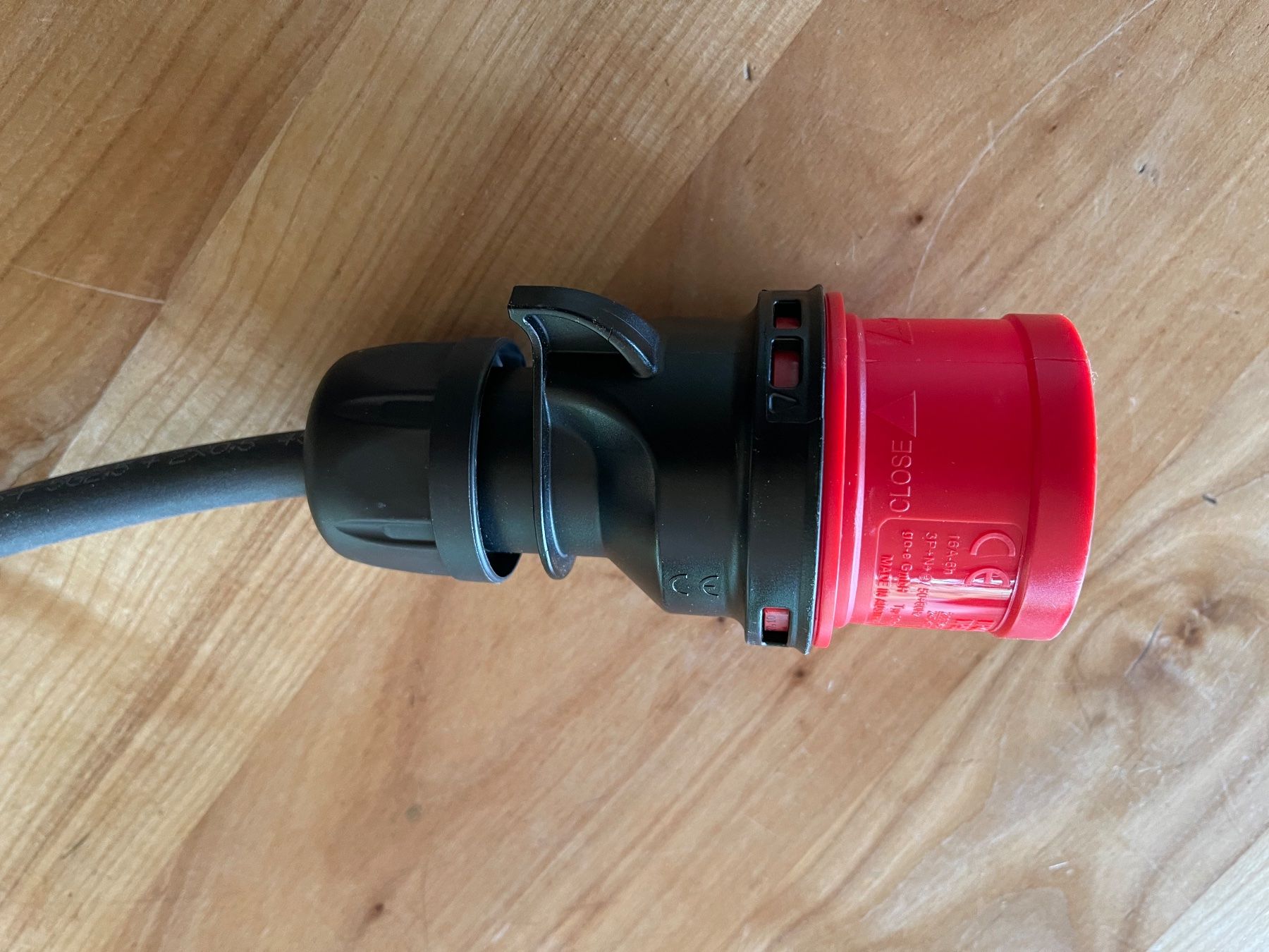 Laufwerke & Adapter: Drehstrom-Adapter CEE16 / CEE32 (IP44 / IP55) – Neu (gemäss Beschreibung) aus Hinterforst von Beutelmeise 4
