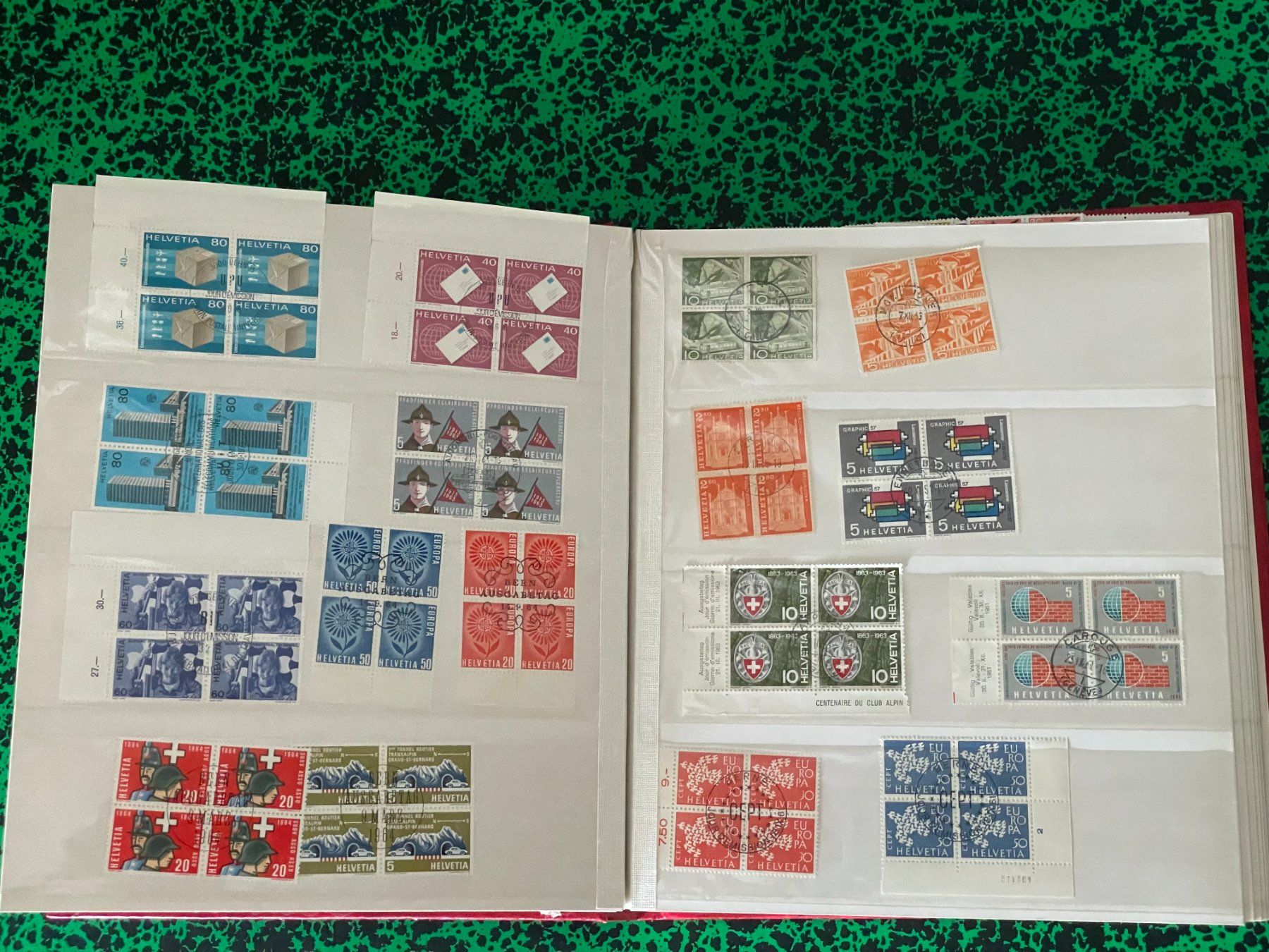 Tous les timbres: Viererblöcke 270 Stück – Neuf (Voir description) à Menzingen par Wlukas 3