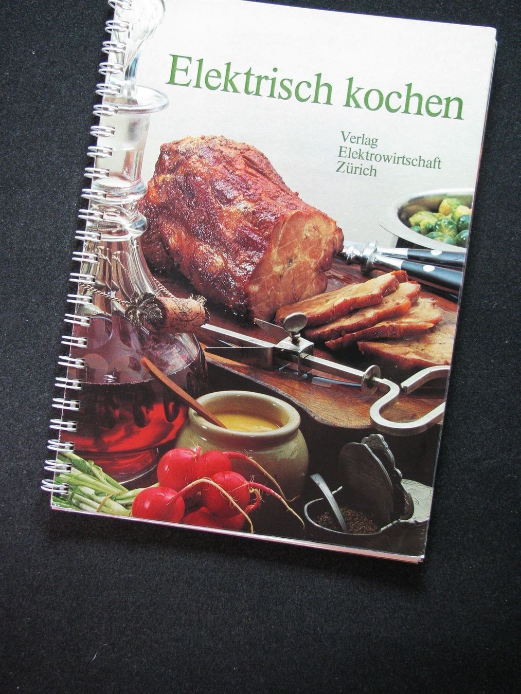 Livres: Elektrisch kochen – D'occasion à Reitnau par Zaomir