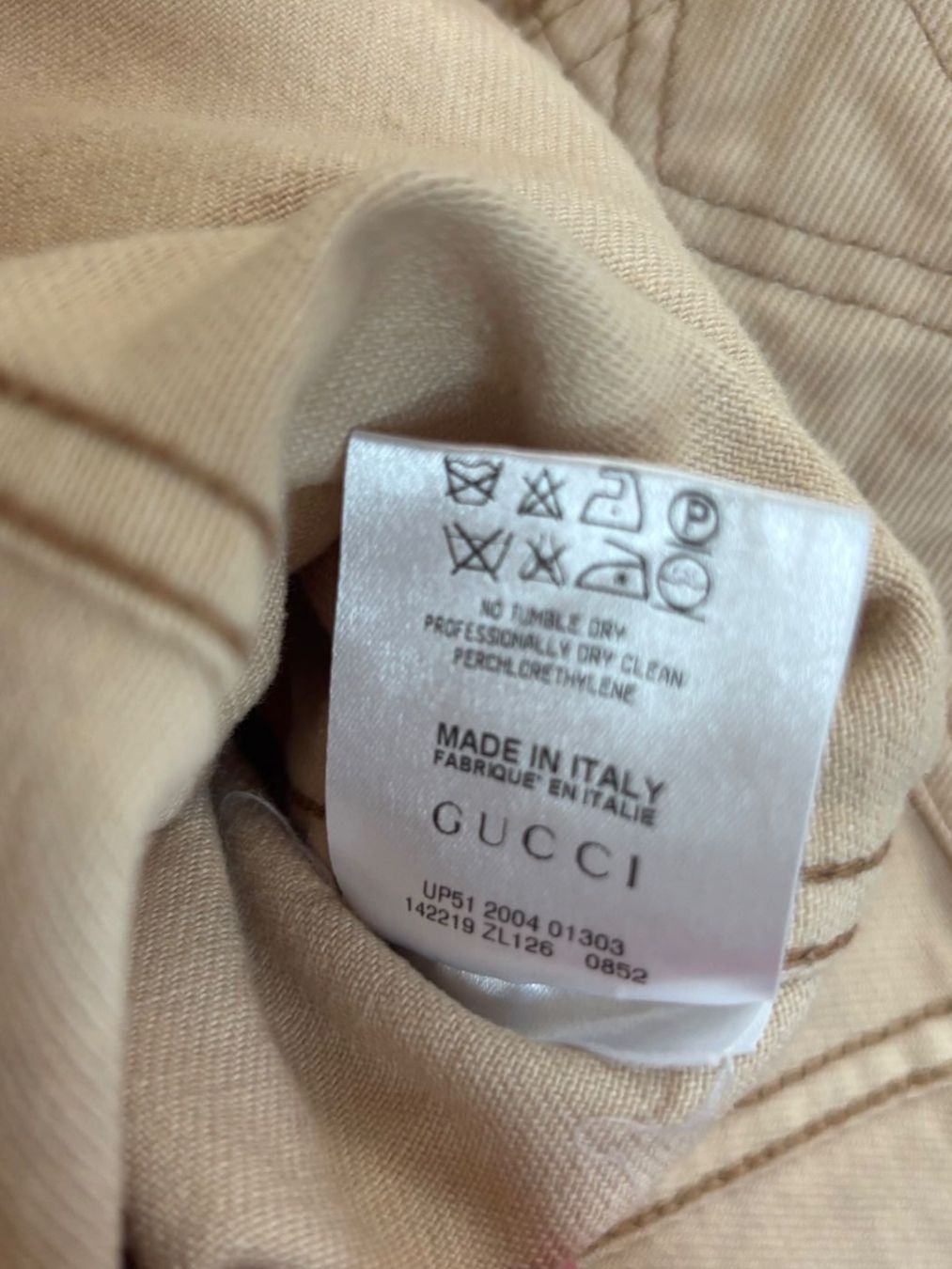 Gucci Vestes: Gucci Jeansjacke beige XS 34 – Neuf (Voir description) à Herrliberg par mayfi 9