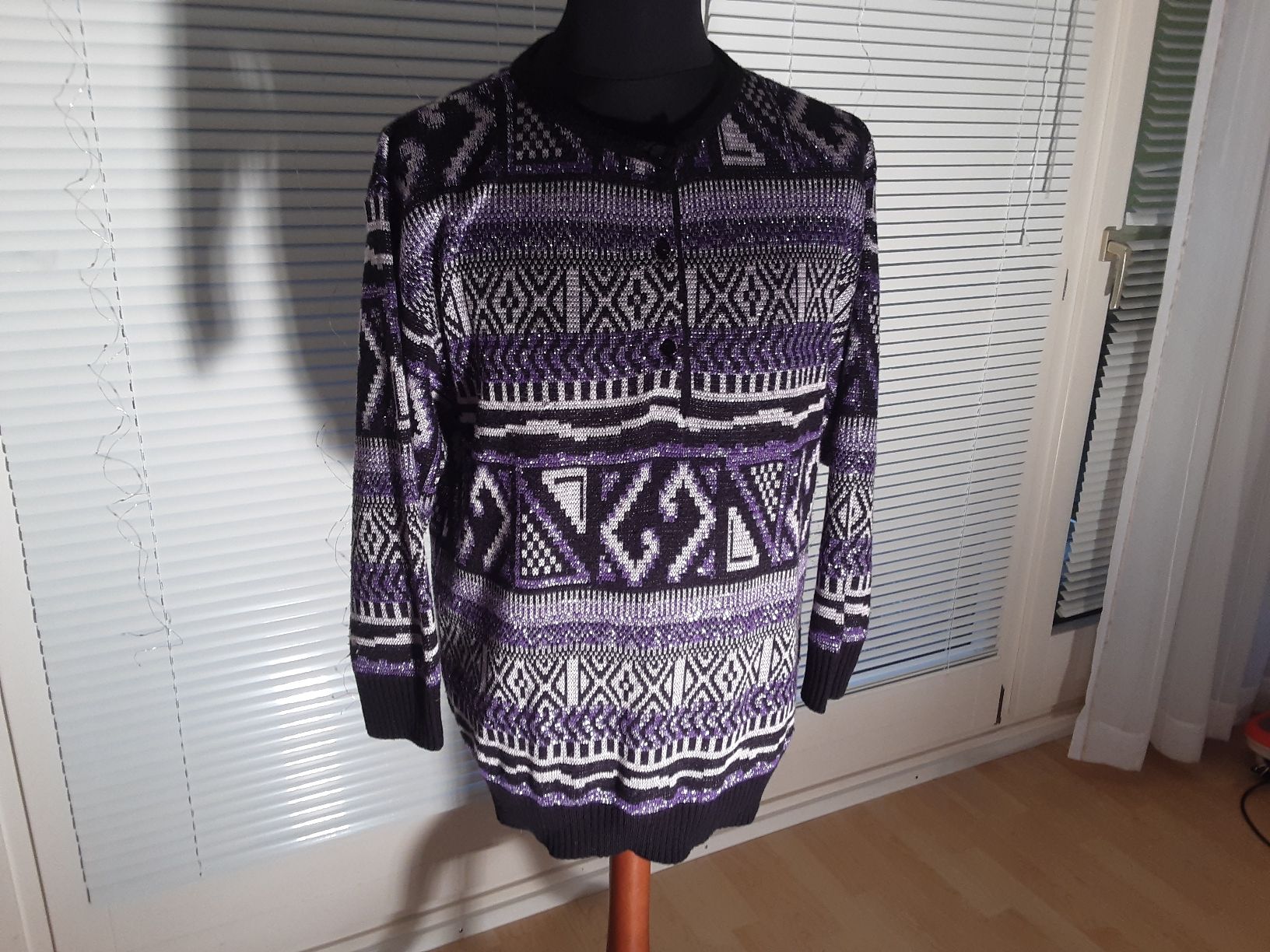 Maglioni & Felpe: ENDET Winter glitzer  Strickpulli  mit Muster, Grösse 46 – Nuovo (secondo la descrizione) da wolfhalden venduto da 46464646 3
