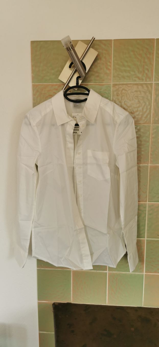 H&M Blusen: Business Bluse weiss elastisch Langarm 34/36 – Neu und originalverpackt aus Wyssachen von Soenne