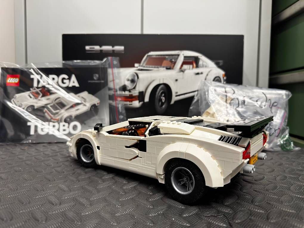 Lego Kit di costruzioni: Lego 10295 - Porsche 911 – Usato da Weiach venduto da Stevo_Levo 1