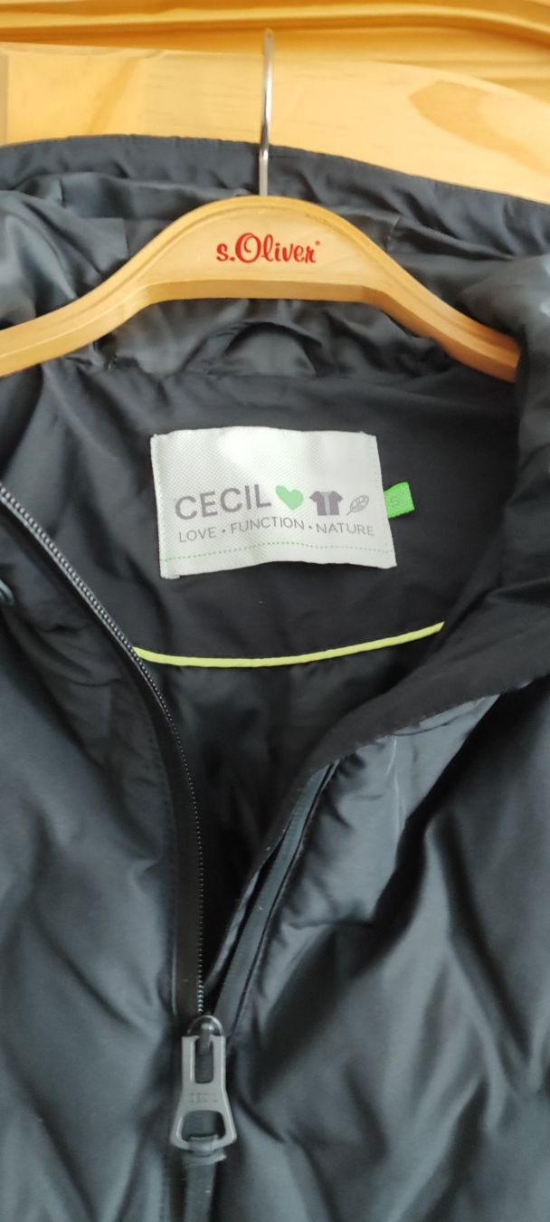 Cecil Jacken: Damen Jacke Cecil S – Neu (gemäss Beschreibung) aus Chur von djovanna 2