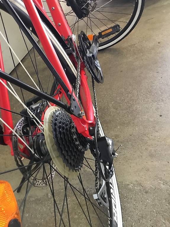 Vélos: Fahrrad Merida Crossway 100  – D'occasion à Bischofszell par Mr.Kompass 2