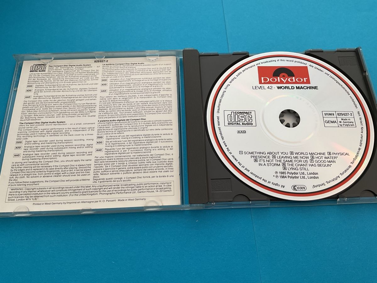 CDs: Level 42 - World Machine CD US-Version 1986 – Gebraucht aus Steinach von Quarkie 1