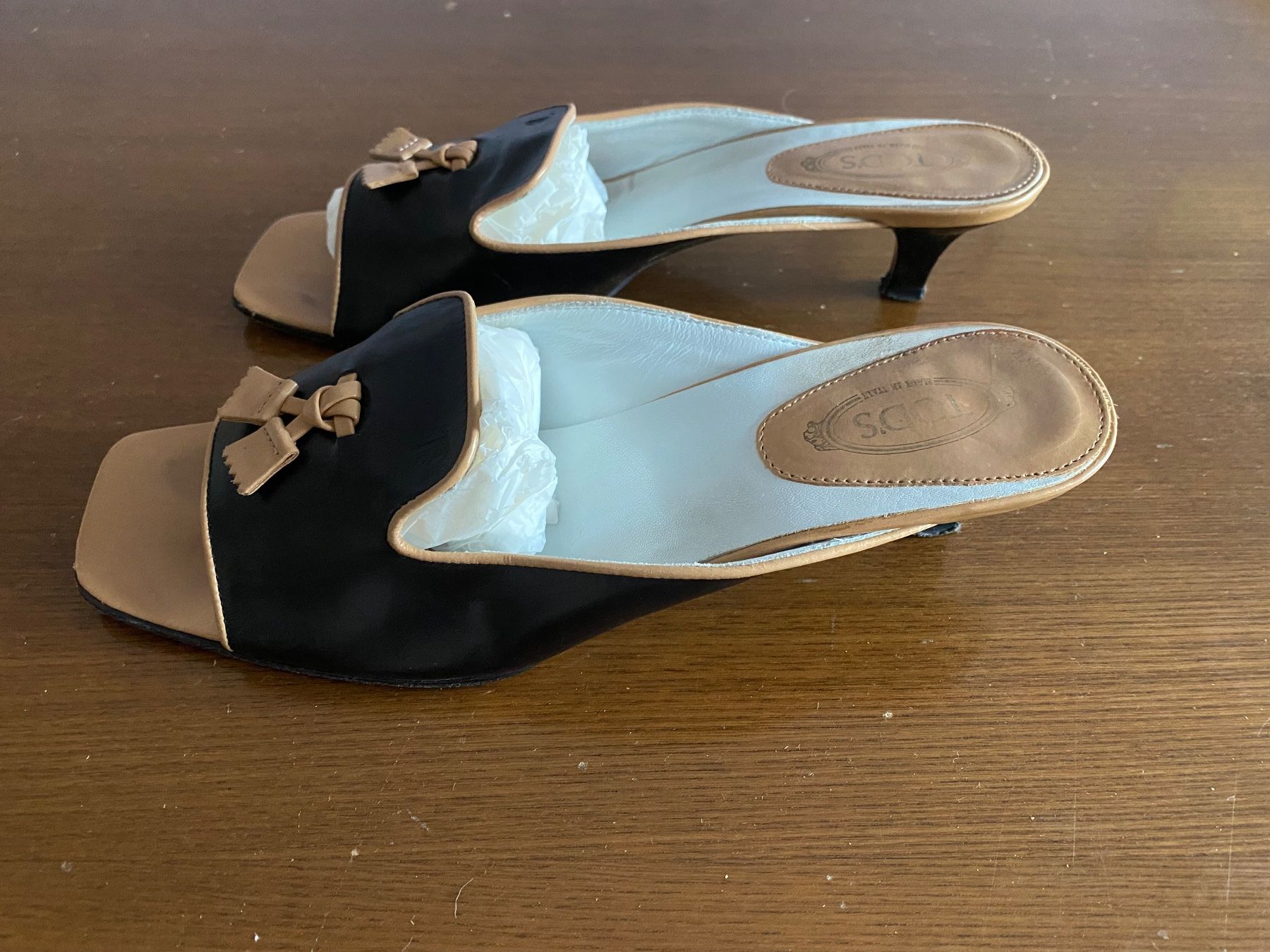 Tod'S Scarpe da donna: Tod‘s Sandale – Usato da Küssnacht venduto da Flowerlady 1