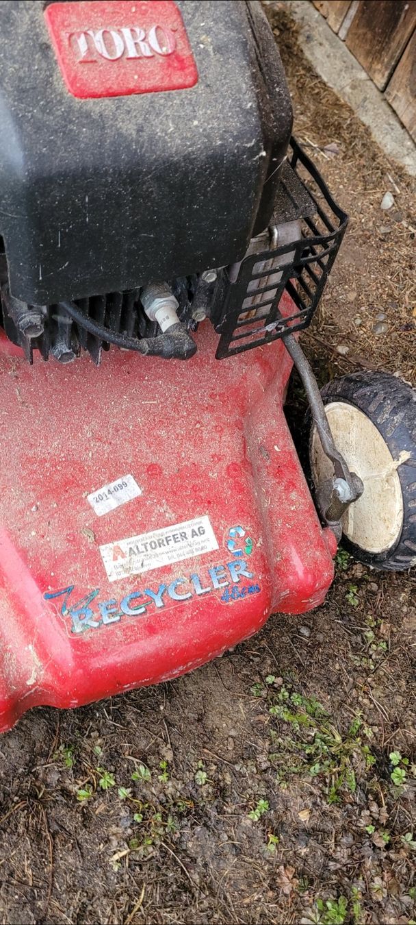 Toro Rasenmäher: Gebrauchter Rasenmäher Toro Recycler – Gebraucht aus Niederlenz von DaveDasWahnsinn 4