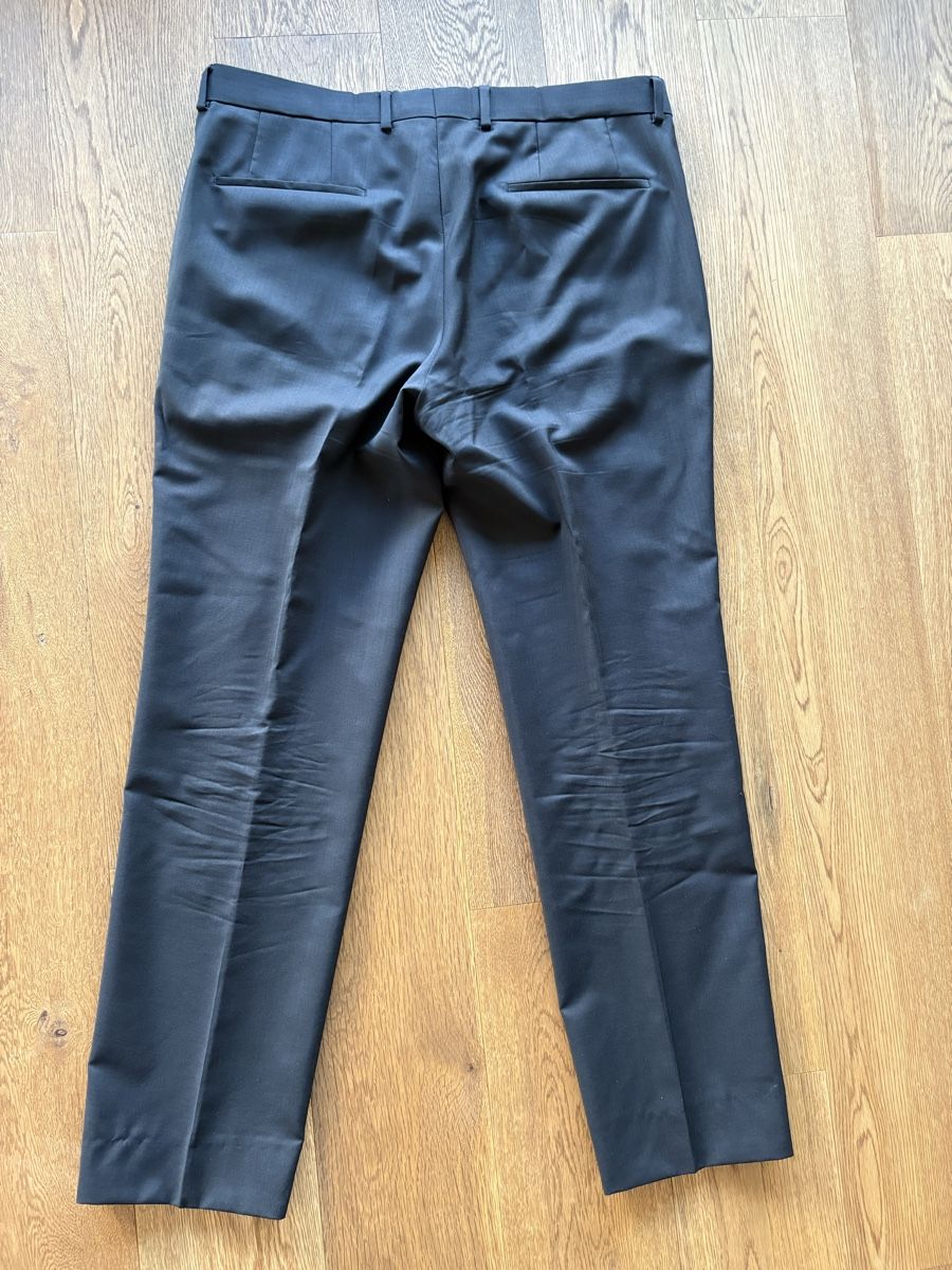 Hugo Boss Pantaloni: Hugo Boss Anzughose, Grösse 50, schwarz – Usato da Horgen venduto da Rafnaf 1