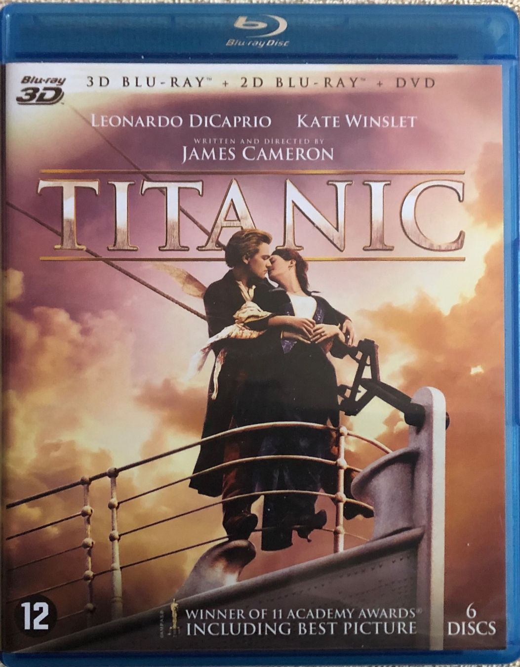 Tutti i DVDs: JAMES CAMERON - TITANIC – Usato da Poliez-Pittet venduto da Newtown-Records