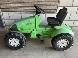 Kindertraktor mit Anhänger