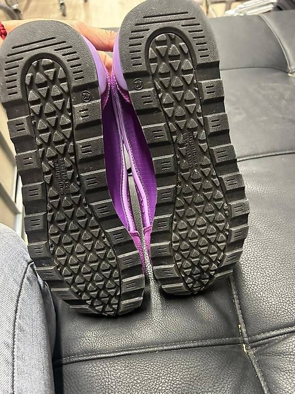 Scarpe da uomo: Schicherheitsschuhe 42 – Nuovo e nell'imballaggio originale da Rotkreuz venduto da ELMT 4