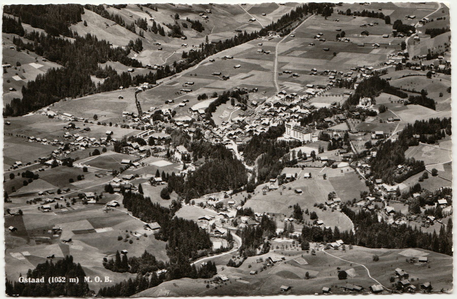 Cartoline postali: Flugaufnahme Gstaad – Usato da Fällanden venduto da Blausegelfliege