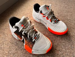 Nike Turn- Tennisschuhe GP Challenge Pro Gr.38.5 124th&Nike