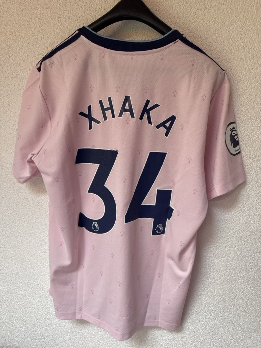 Canottiere & Pantaloni: Arsenal Trikot #34 Xhaka – Usato da Gebenstorf venduto da Retroshirt 1
