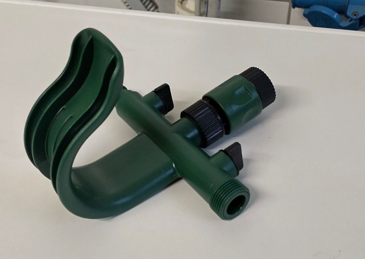 Tubi & Tubi flessibili: Wasserverteiler 3 in 1 mit Schlauchhalter – Nuovo (secondo la descrizione) da Heerbrugg venduto da ProBau-Liq 4