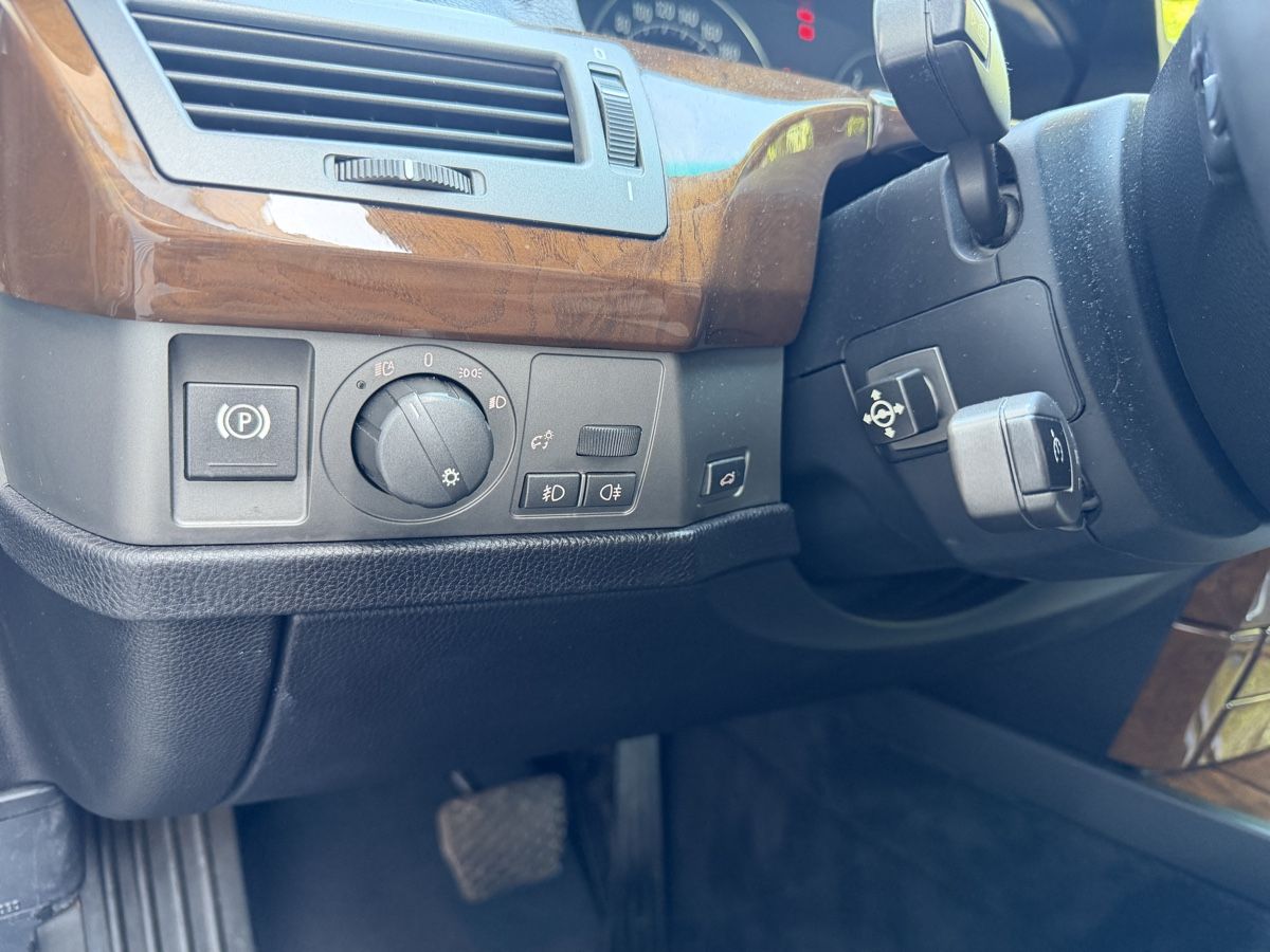BMW Autos: BMW 7er 730d Limousine graumetallic – D'occasion à Winkel par ike_x6gw 6