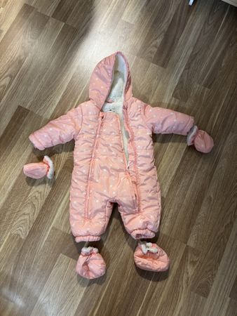 Baby Schneeanzug