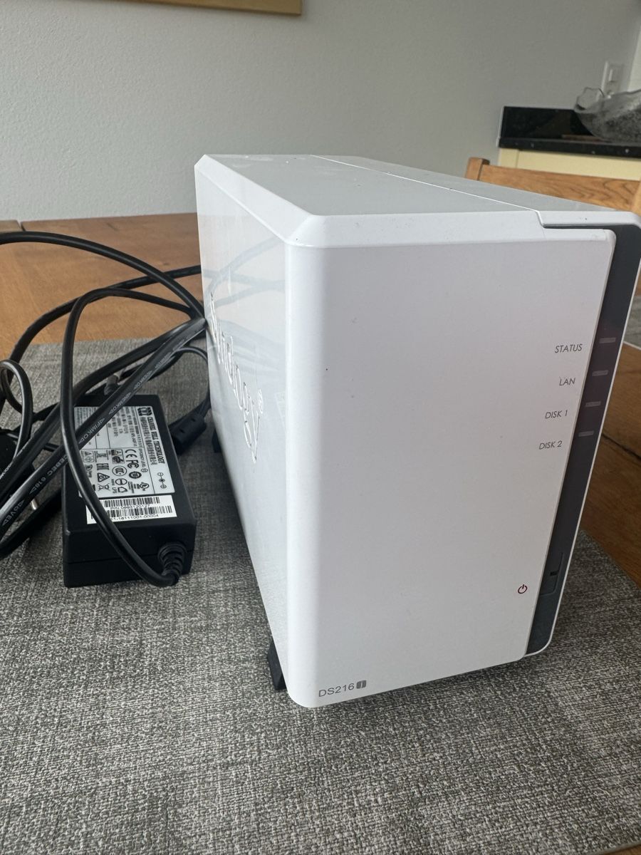 Synology Server: Synology DS216j Network Attached Storage NAS 2 Bay – Usato da Oberrohrdorf venduto da Mnussbi63