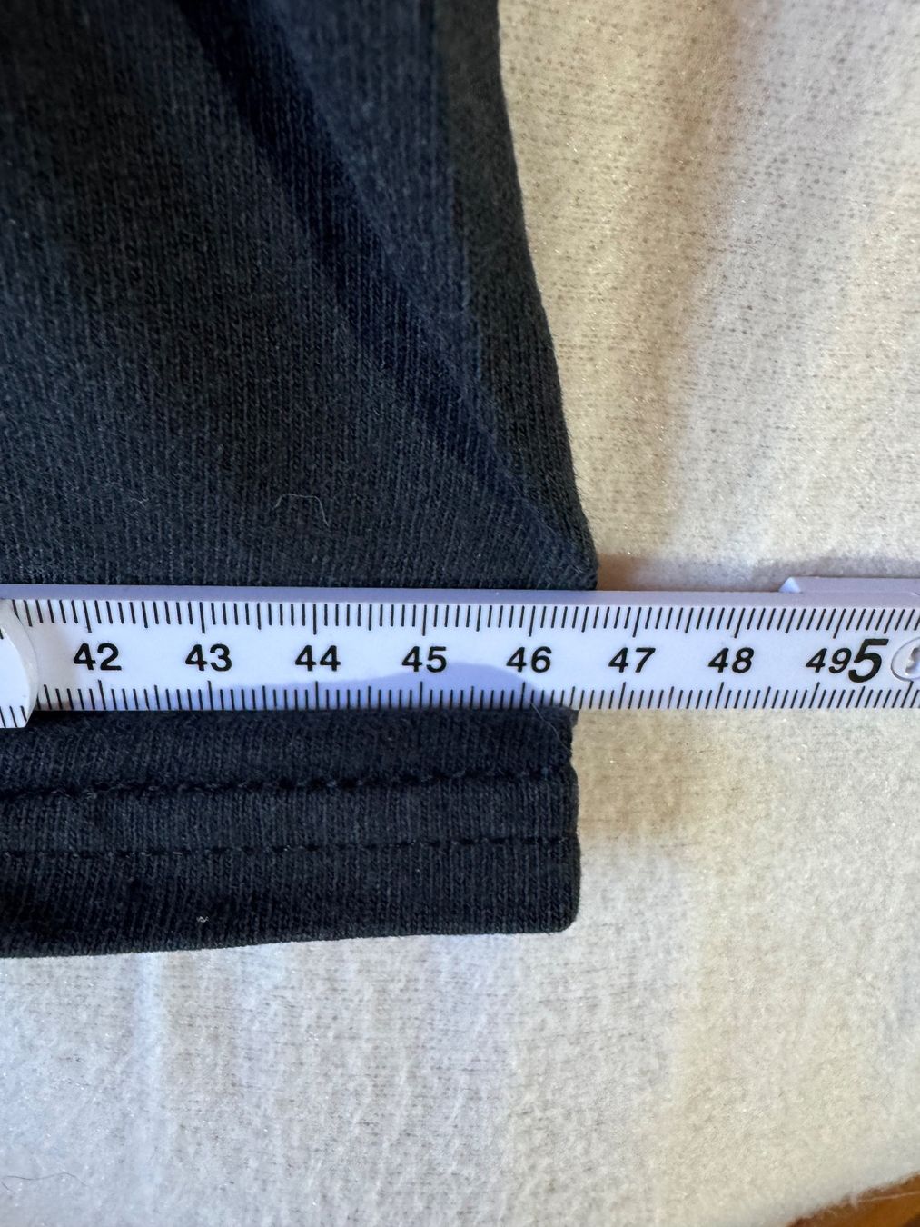 T-shirt: Schwarzes T-Shirt Gr. S – Usato da Grosswangen venduto da SALE_SALE_SALE 4
