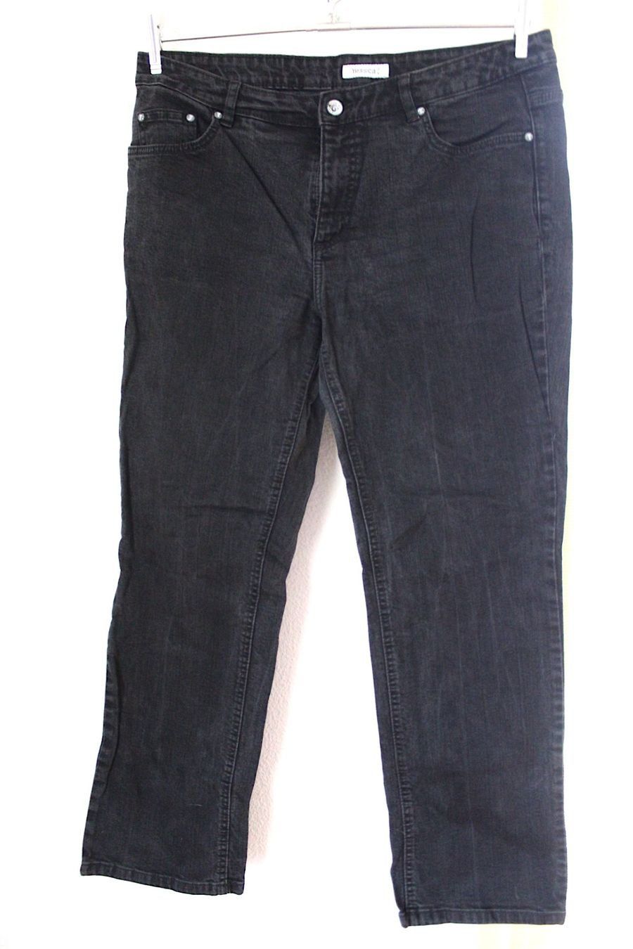 Jeans: Kaum getragene Schwarze Jeans , Gr. 44. – Usato da Locarno venduto da madame-tus-sauds