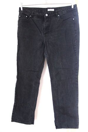 Kaum getragene Schwarze Jeans , Gr. 44.