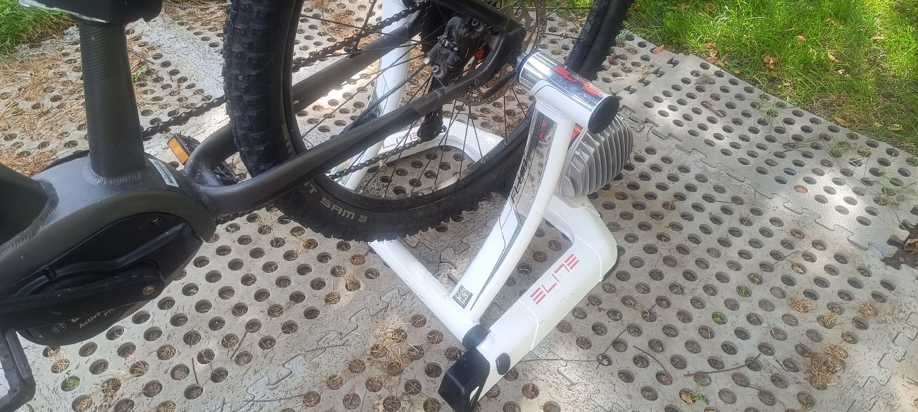 Hometrainer: Elite Qubo Fluid Rollentrainer  – Usato da Arbon venduto da Gatto81 5