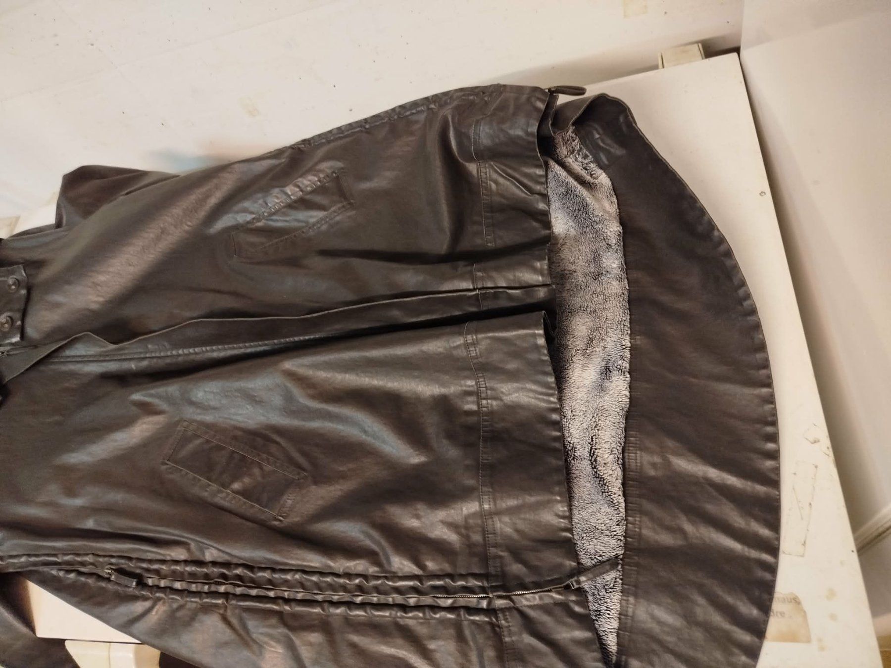 Cappotti: Manteau Annette Gortz – Usato da La Chaux-de-Fonds venduto da Emmaus2300CDF 5