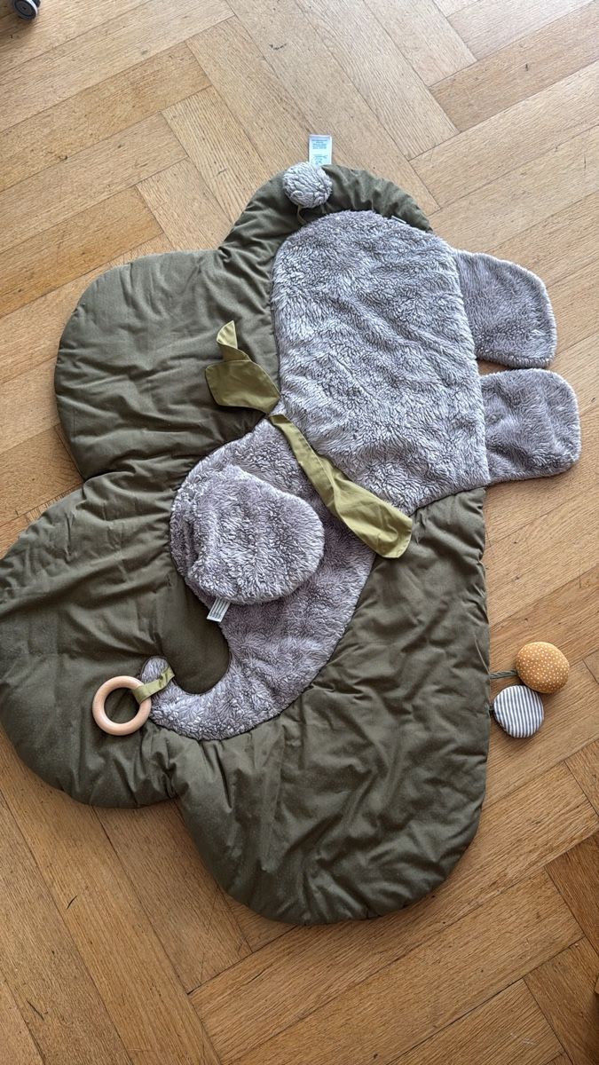Sterntaler Tappeto da gioco: Baby Spieldecke Elefant khaki – Usato da Solothurn venduto da mirjam_123