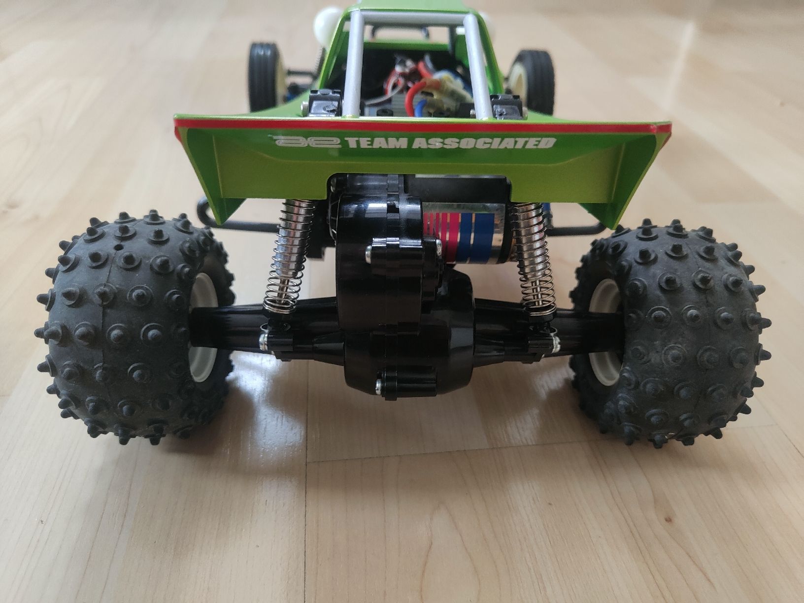 Tamiya Modellismo RC: Tamiya The Grasshopper Candy Green Edition – Nuovo (secondo la descrizione) da Reichenburg venduto da BEFunPower 2