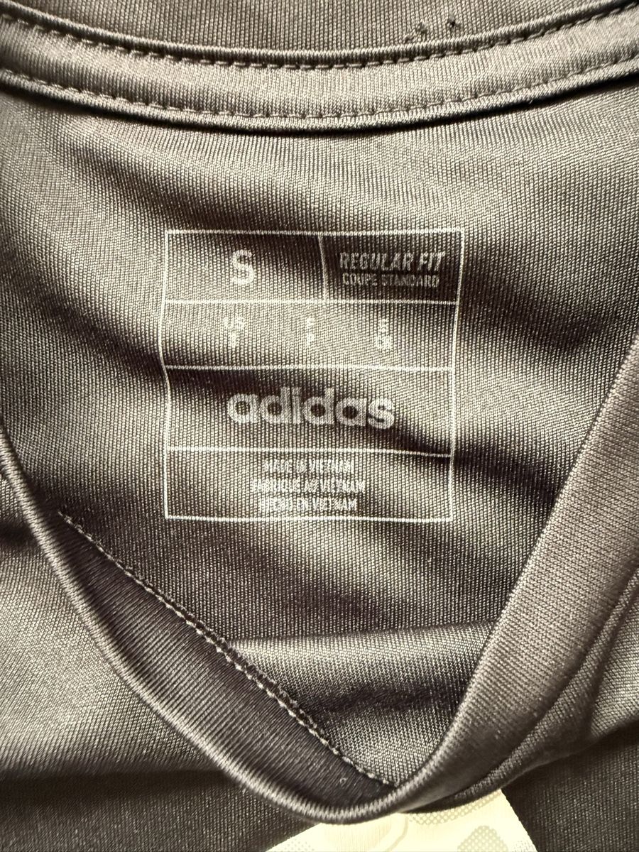 Adidas Camicie, T-shirt & Polo: Adidas Boy T-shirt size S regular fit – Usato da Diessenhofen venduto da mar_8cyl 2