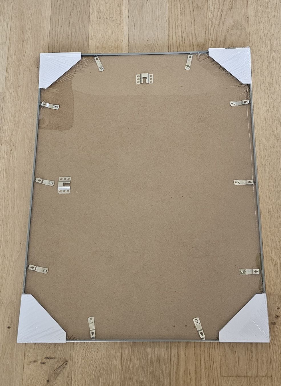 Cornici: Bilderrahmen Kunststoff silber 50x70cm originalverpackt – Nuovo e nell'imballaggio originale da Weesen venduto da strubi2010 1