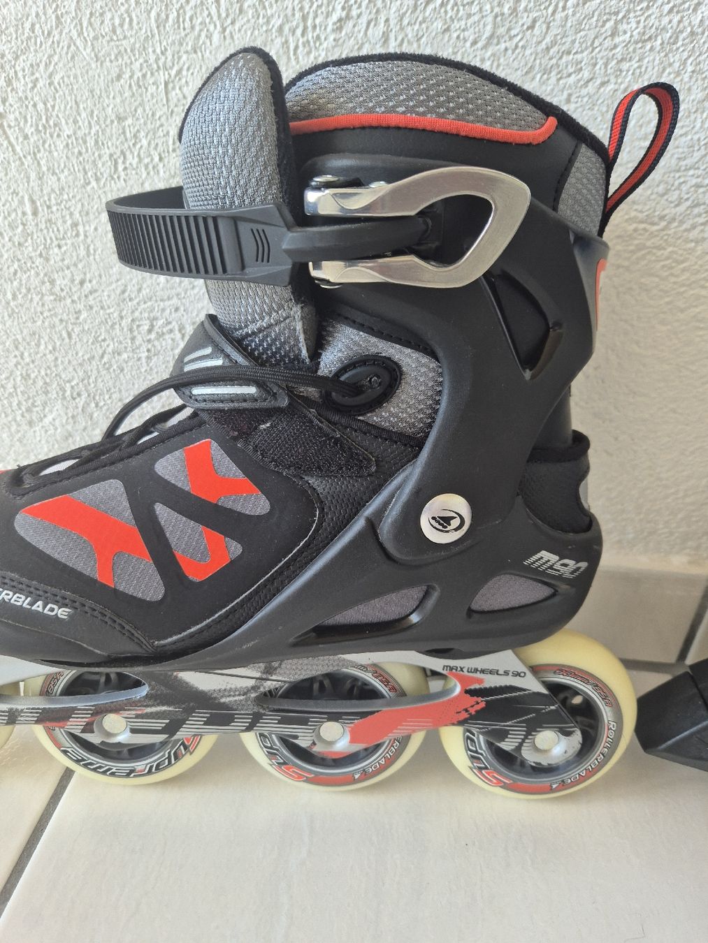 Pattini in linea & Pattini a rotelle: Rollerblades – Nuovo (secondo la descrizione) da Walkringen venduto da Levisticum 2